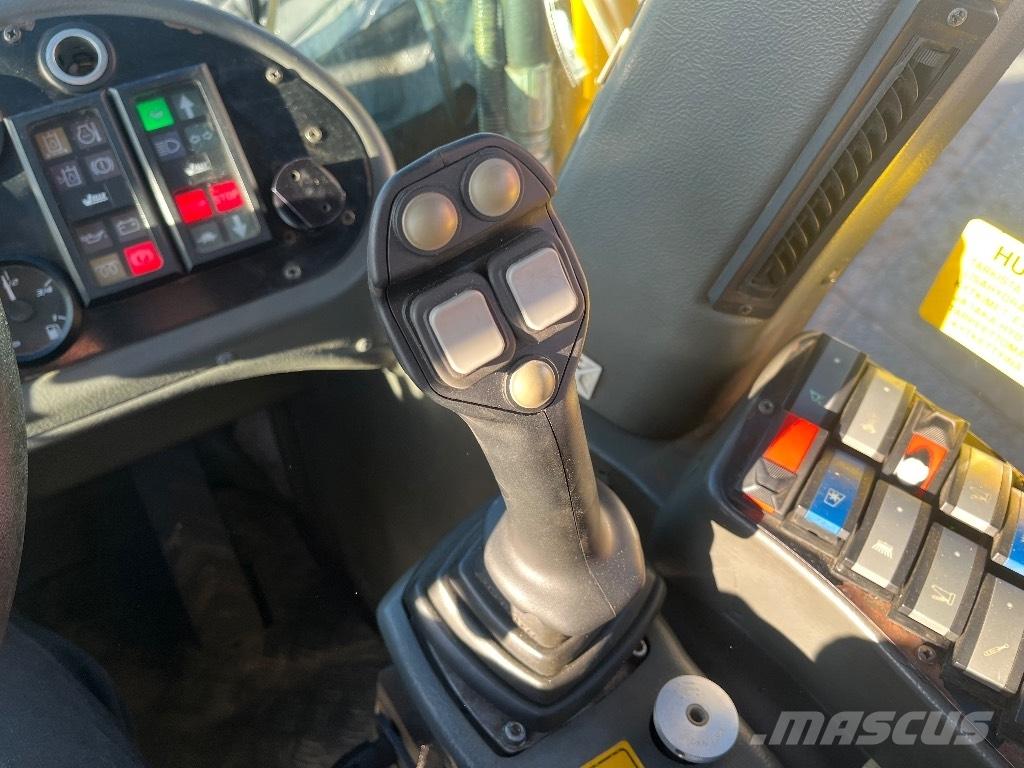 Wille 655 / MYYTY, sold Kompakttraktorer