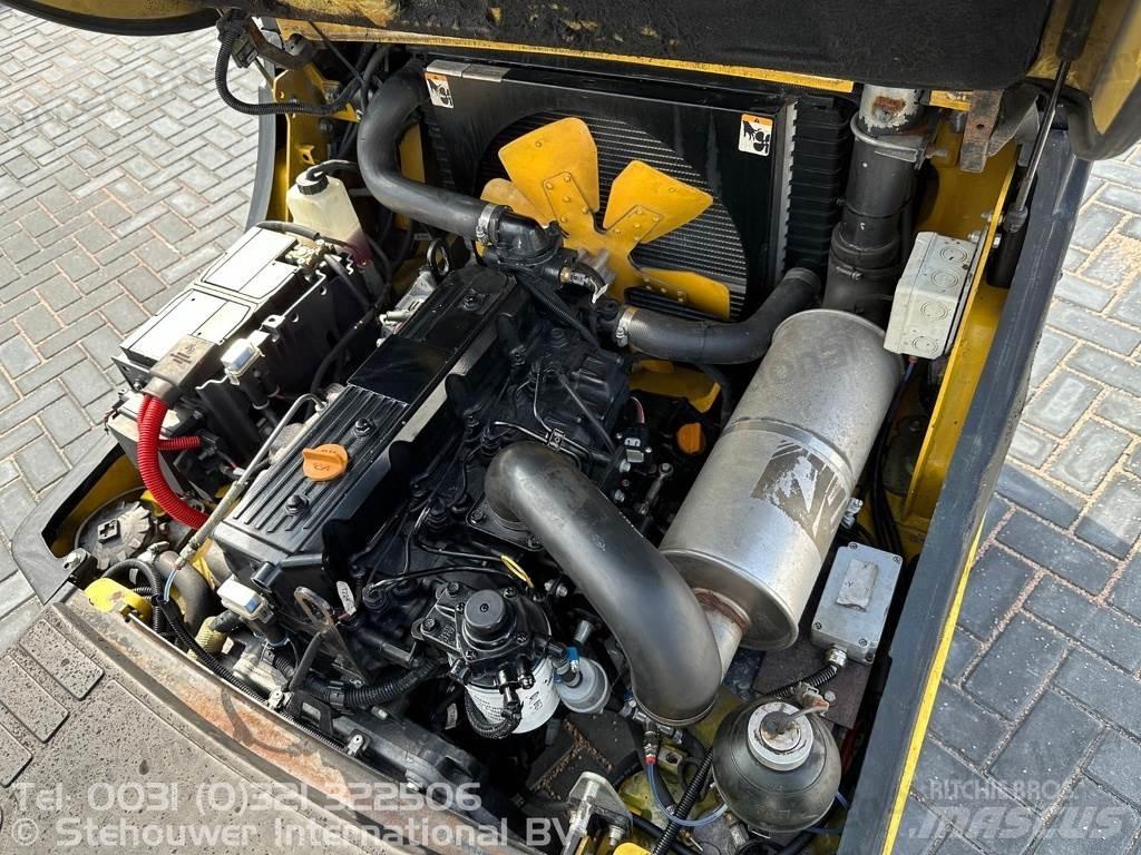Yale GDP25 VX Diesel Trucker