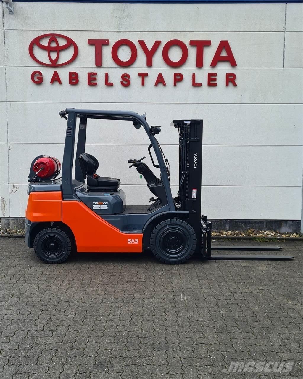 Toyota 02-8FGF25 Propan trucker