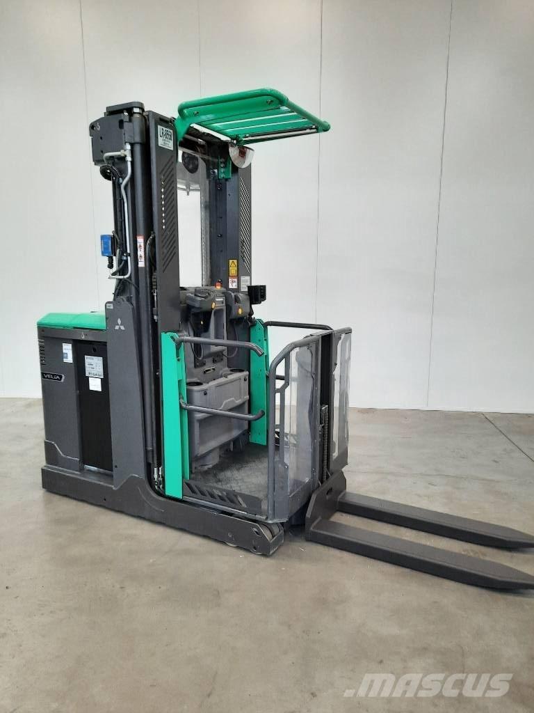 Mitsubishi OPBM10P Høytløftende plukketruck