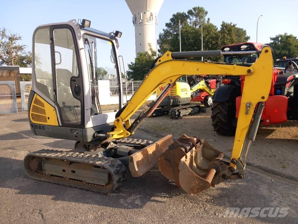 Neuson ET24 Beltegraver