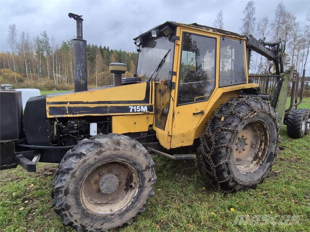 Valtra 715M Traktorer