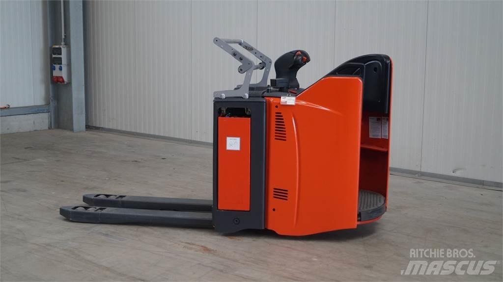Linde T20SP kurz Lavtløftende truck
