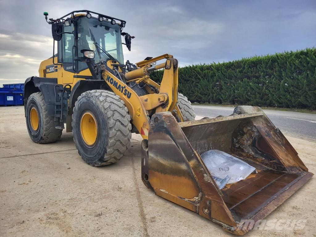 Komatsu WA200-8 Hjullastere