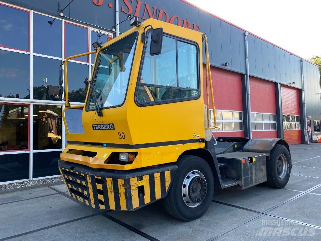 Terberg YT 222 Terminaltraktor