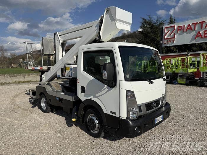 Palfinger P240A Bilmontert lift