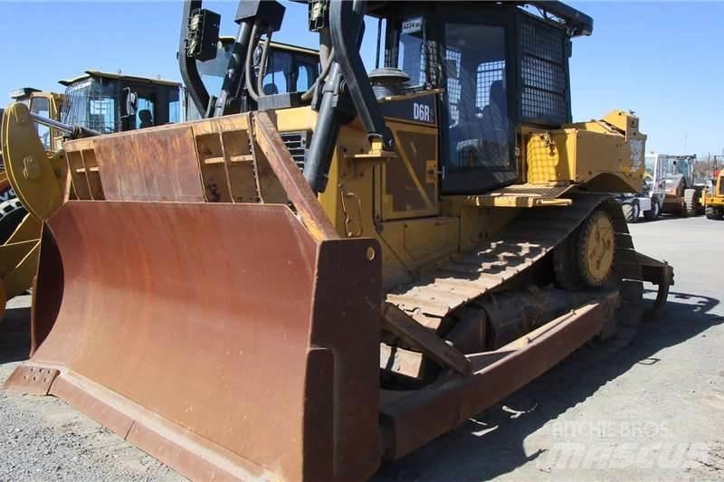 CAT D6R2 Dozere Beltegående