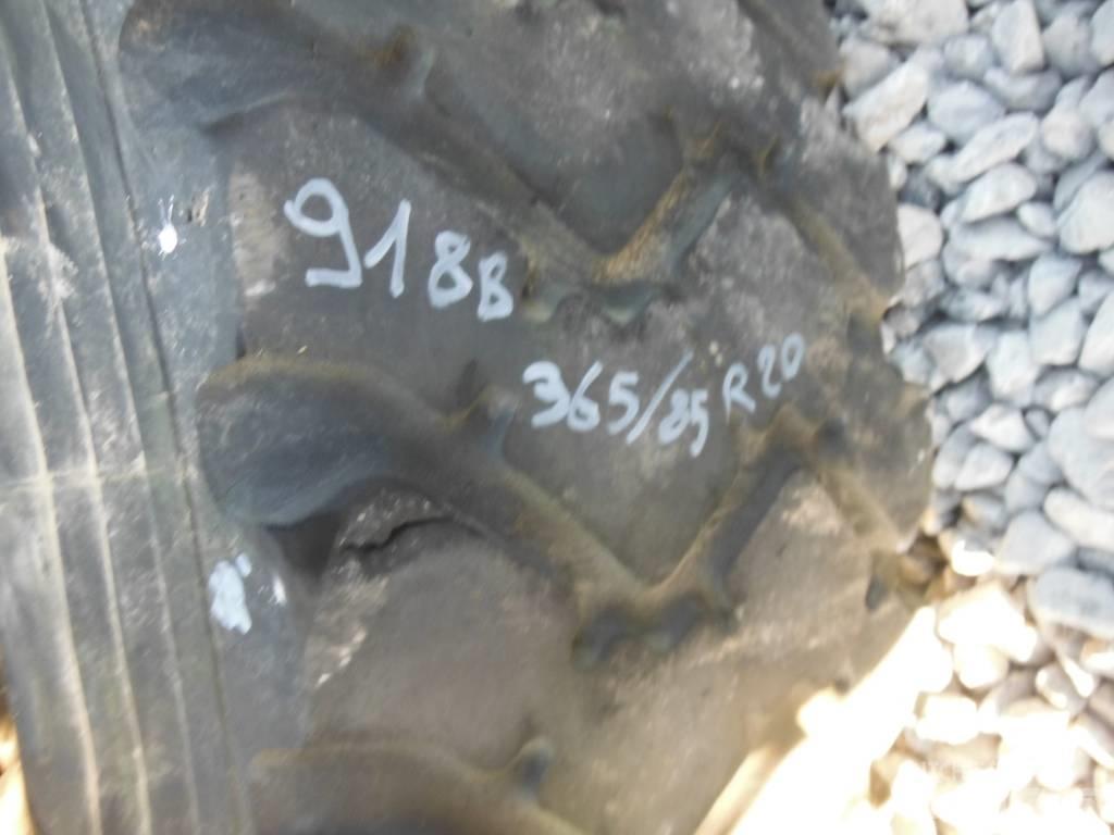 Michelin 365/85R20 Dekk, hjul og felger