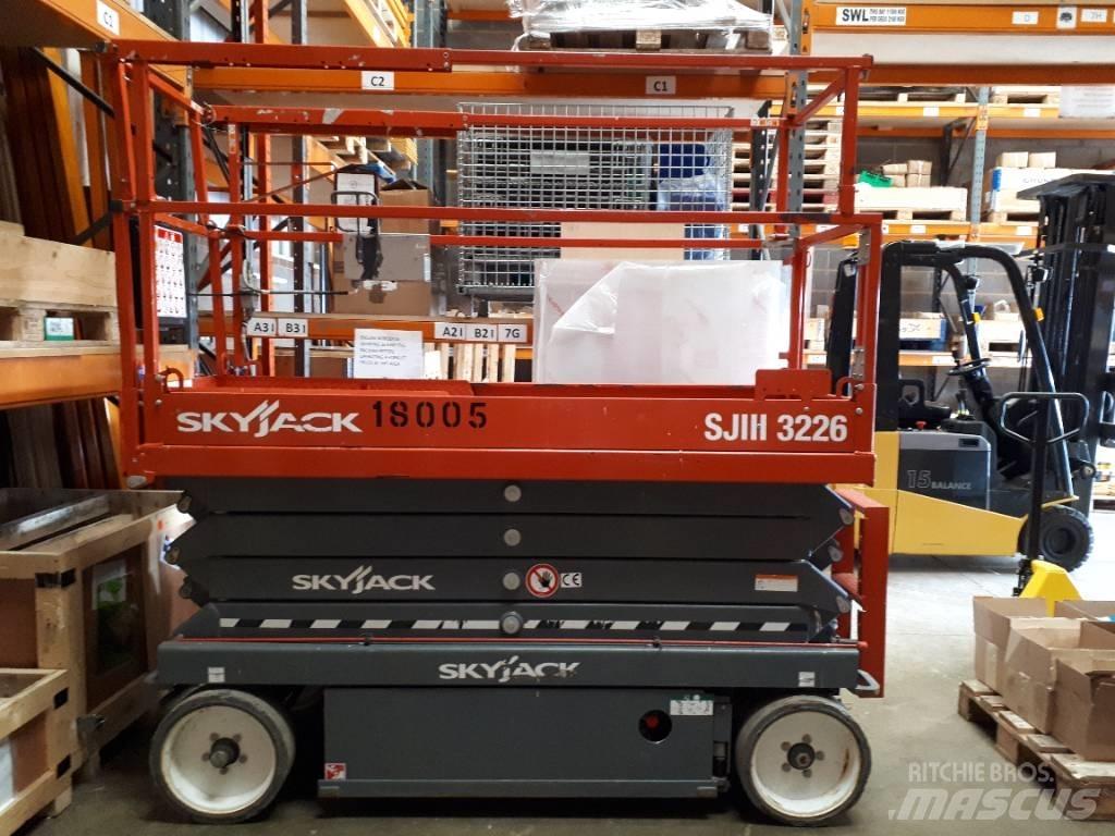 SkyJack SJ 3226 Sakselifter