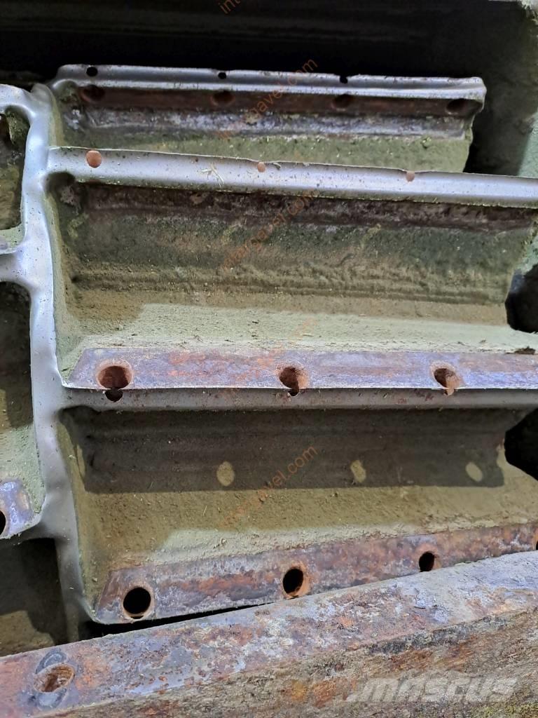 CLAAS Jaguar 850 Selvdrevne fôrhøstere