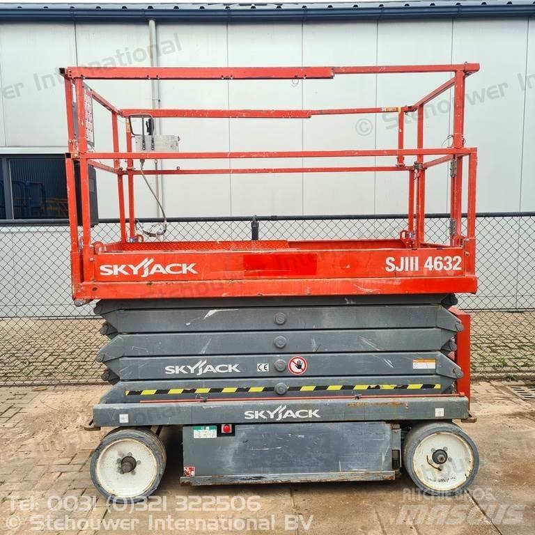 SkyJack SJ4632 Sakselifter