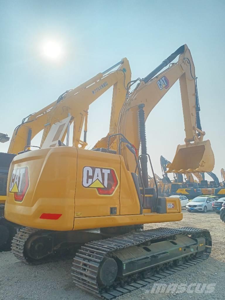 CAT 323GC Beltegraver