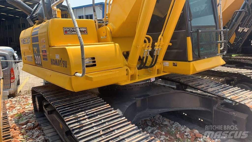 Komatsu PC 200 Beltegraver