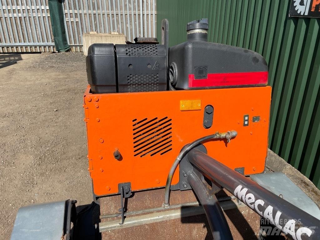 Mecalac MBR 71 Valsetog