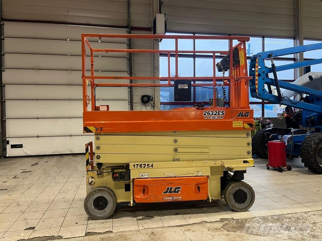 JLG 2630 ES Sakselifter