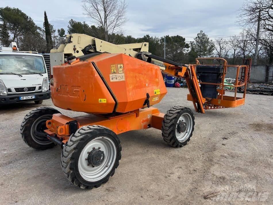 JLG 340 AJ Leddede bomlifter