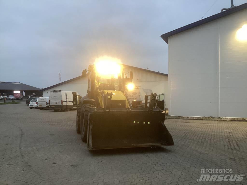 New Holland B 115 C Traktorgravere