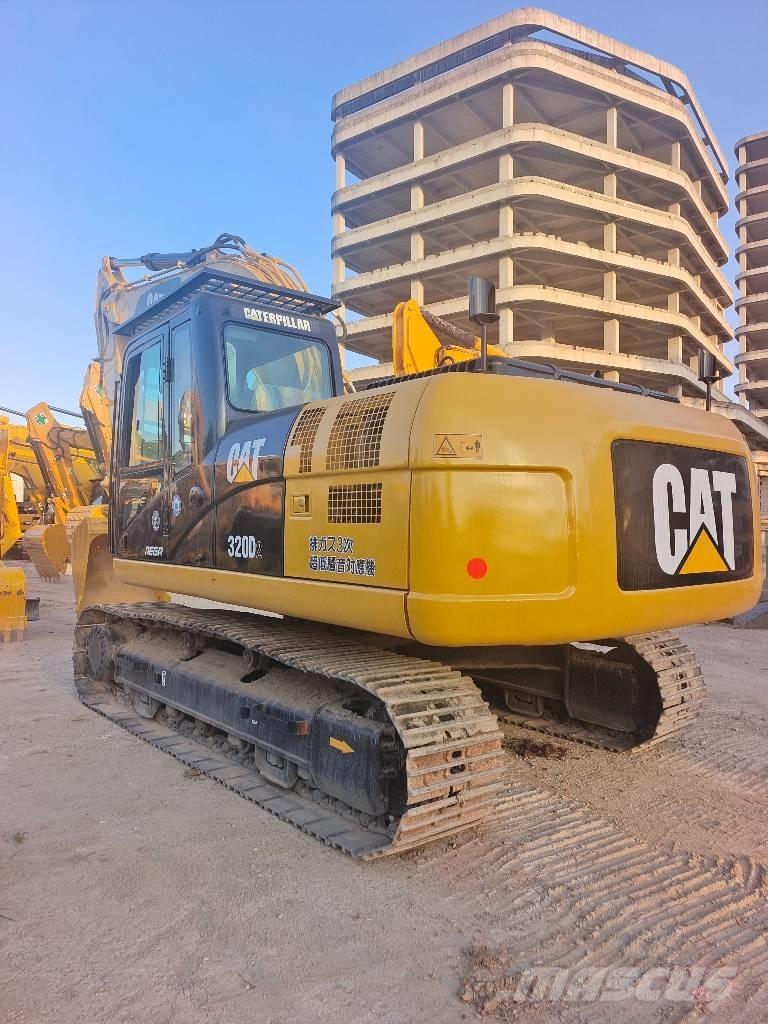 CAT 320D Beltegraver