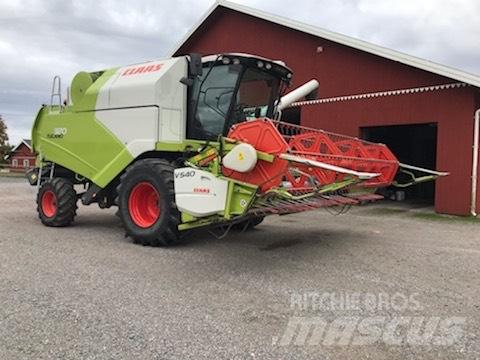CLAAS Tucano 320 Skurtreskere