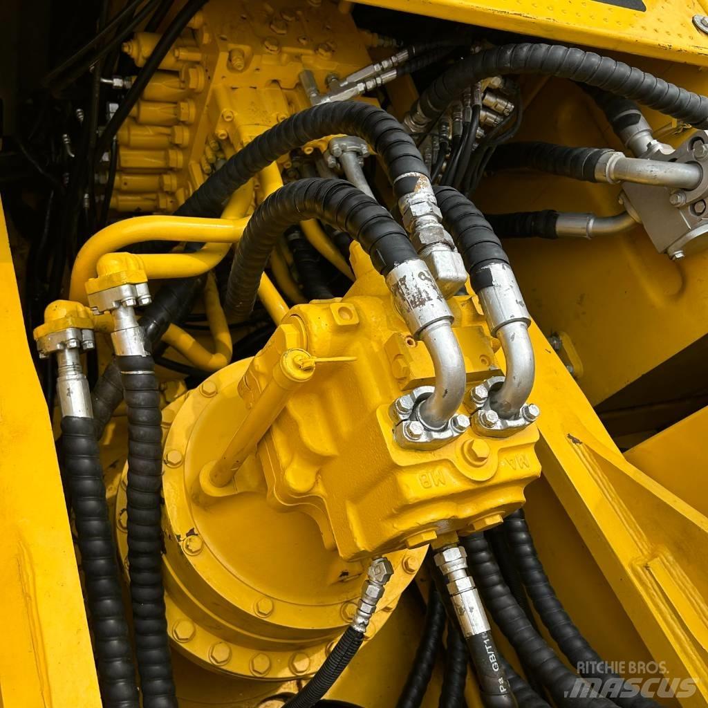 Komatsu 450 Beltegraver