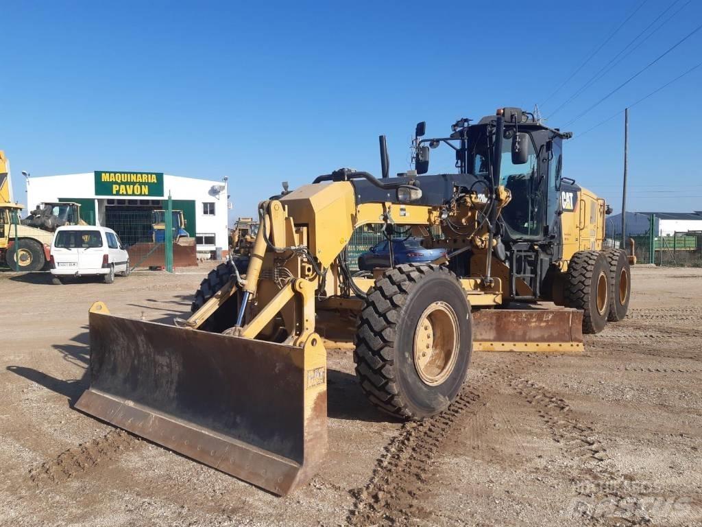 CAT 120 M 2 Veihøvler