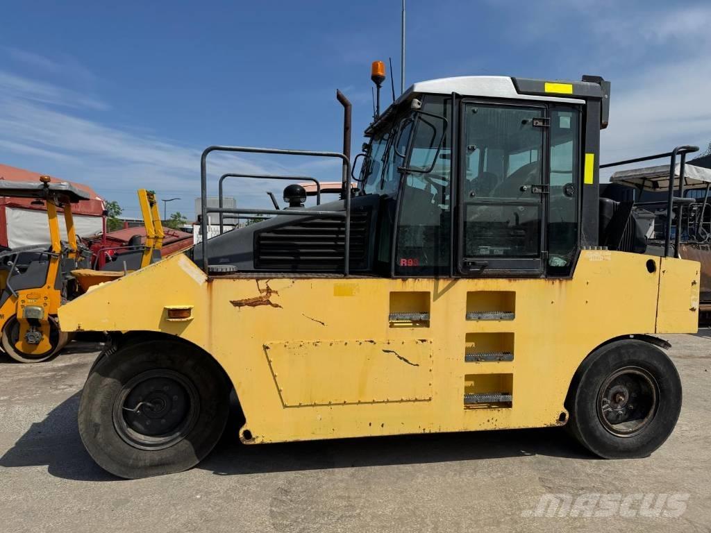 Bomag BW 24 R Gummihjulsvalser