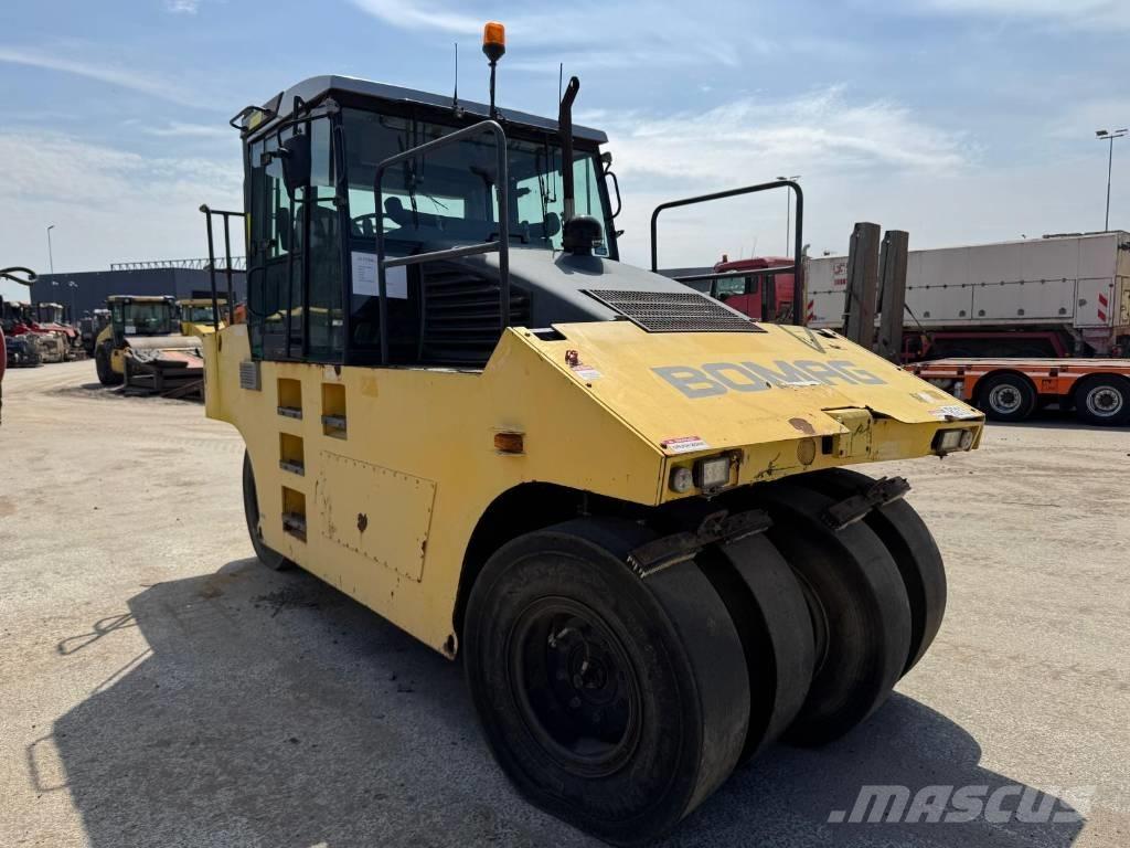 Bomag BW 24 R Gummihjulsvalser