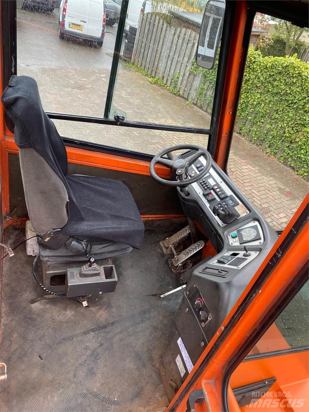 Terberg YT182 Terminaltraktor