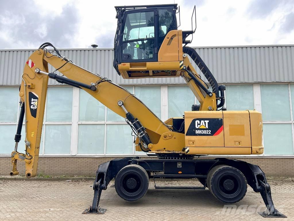CAT MH3022  2015   CE Gravemaskiner for avfallshåndtering
