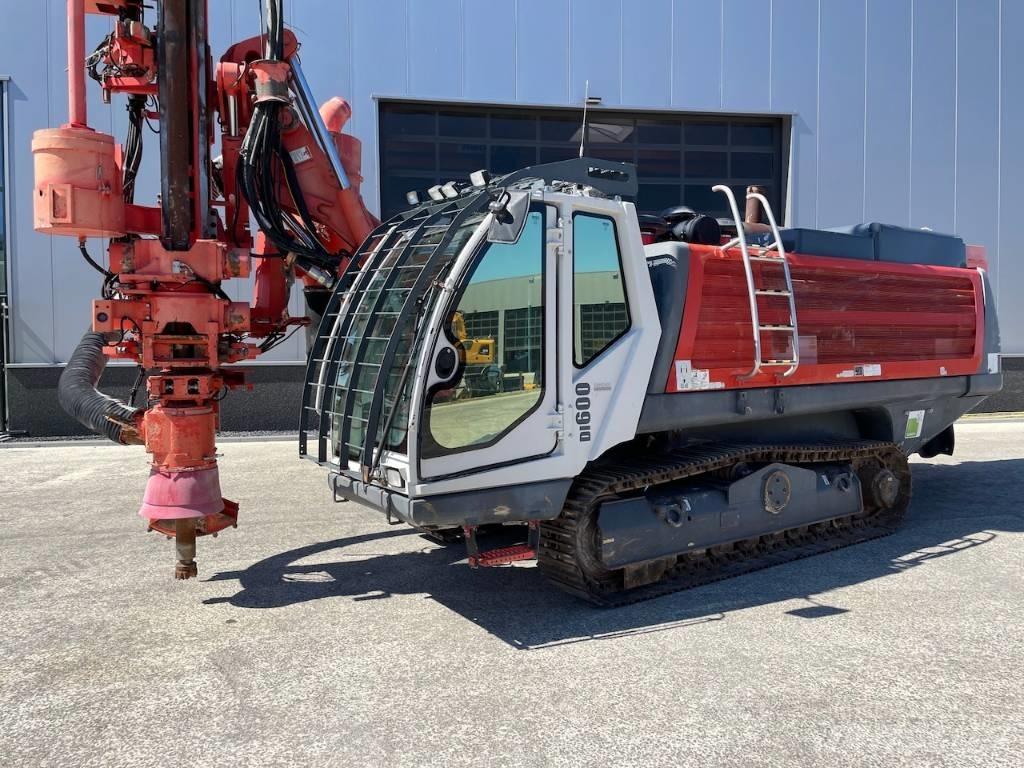 Sandvik DI 600 Borerigger