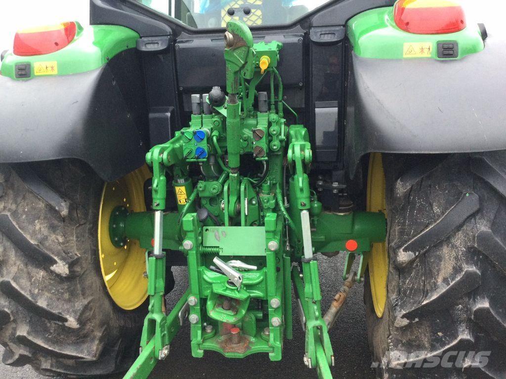 John Deere 6110M Traktorer