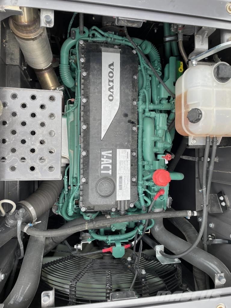 Volvo EC250E Beltegraver