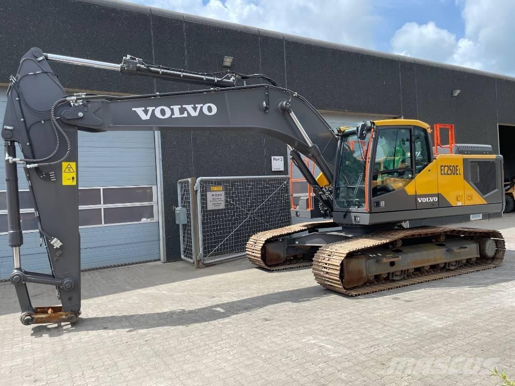 Volvo EC250E Beltegraver