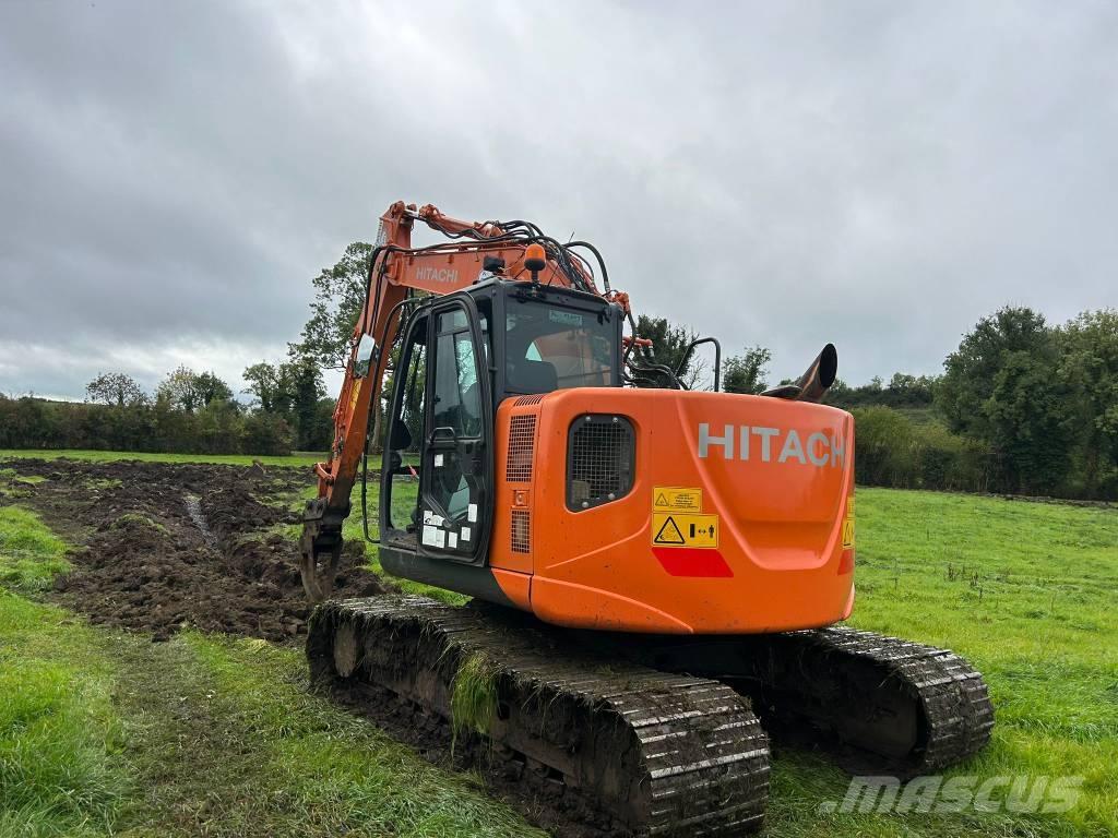 Hitachi ZX135-5 Beltegraver