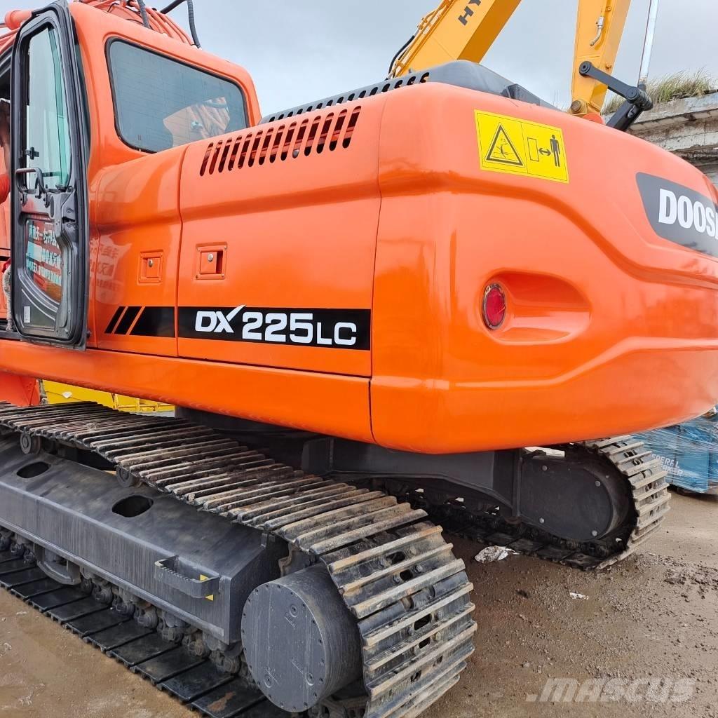 Doosan DX 225 Beltegraver