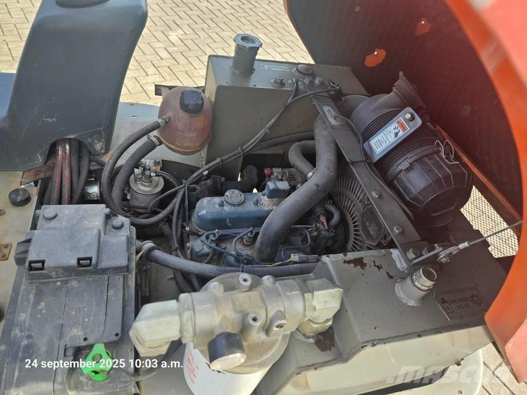 Ausa D 120 AH G Mini dumpere