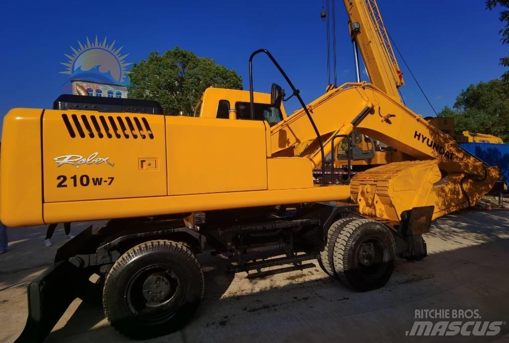 Hyundai R210W-7 Hjulgravere