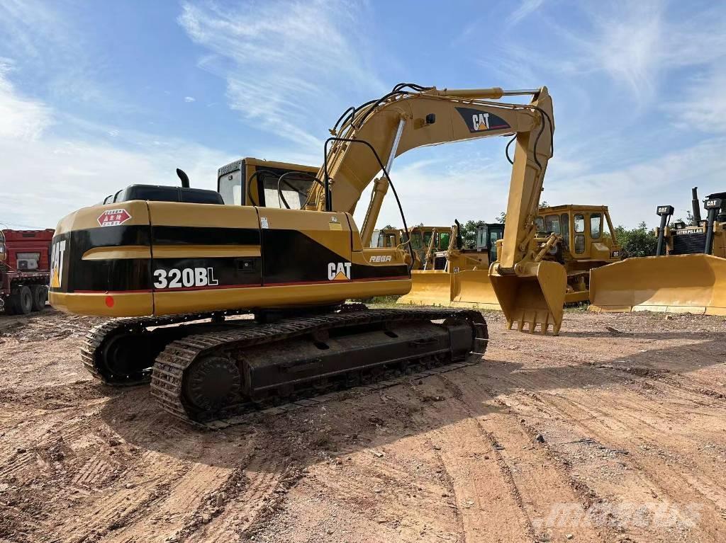 CAT 320 B Beltegraver