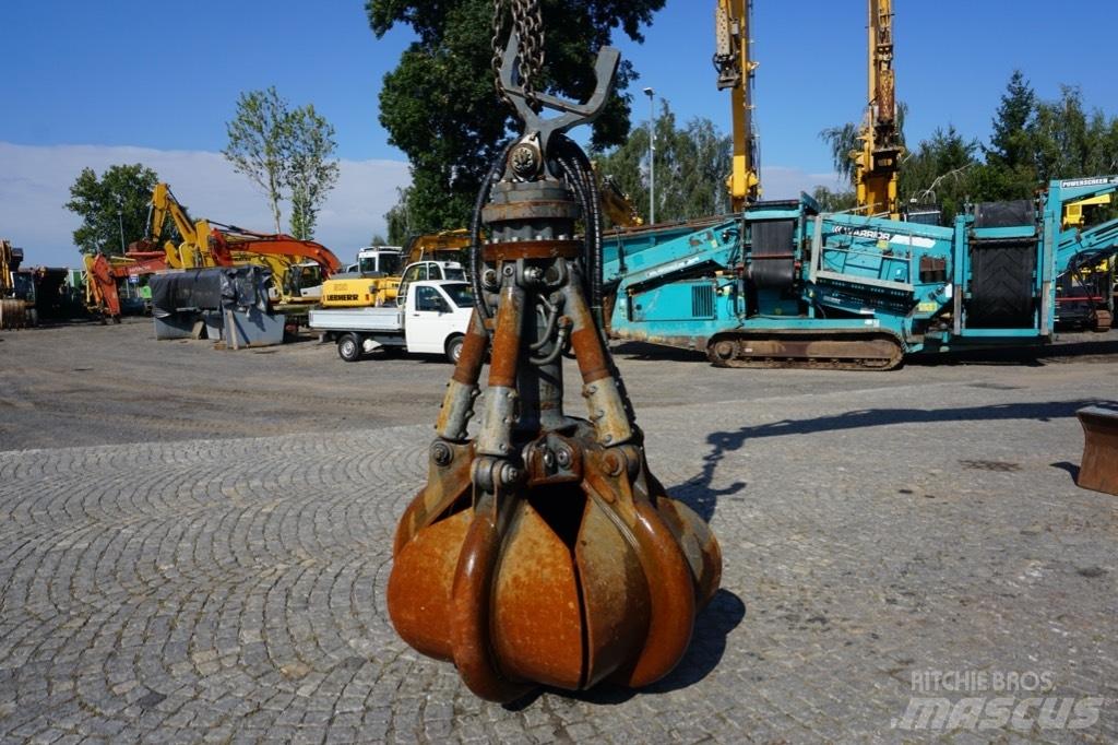 Liebherr GM 65 Gripere