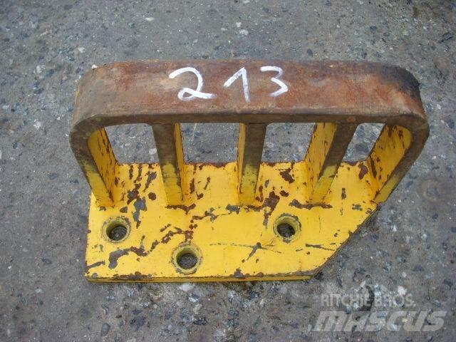 CAT (213) Tritt Chassis og understell