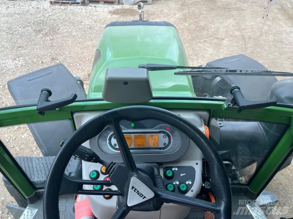 Fendt 211 Traktorer