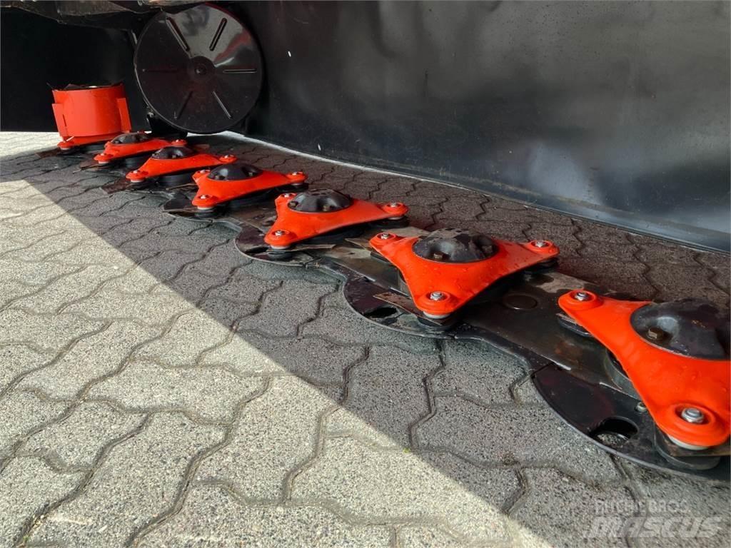 Kubota DM4032 Slåmaskiner