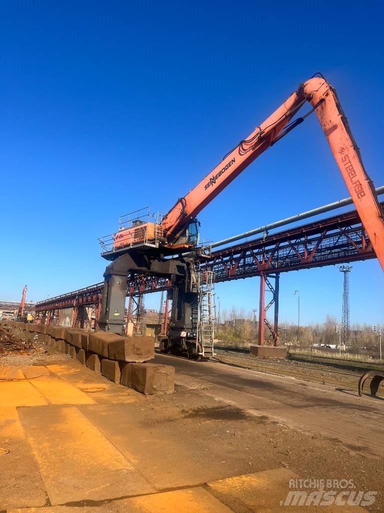Sennebogen 840 E Gravemaskiner for avfallshåndtering