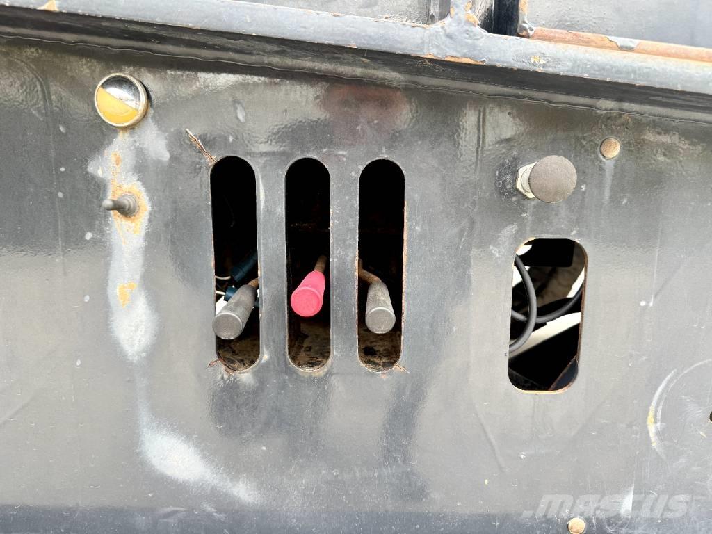 Landoll 440B Planhengere