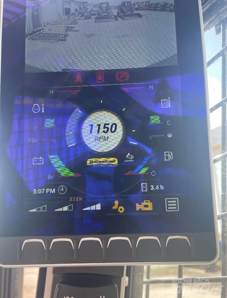 New Holland C345 Kompaktlastere