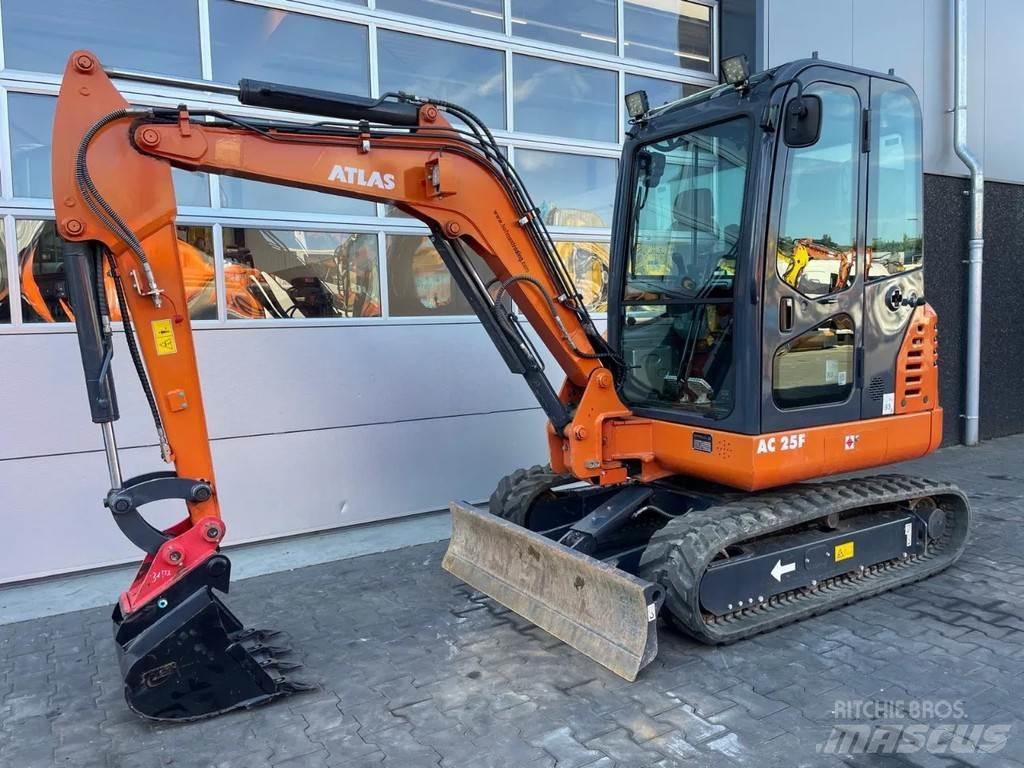 Atlas AC25F Minigravere <7t
