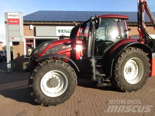 Valtra T174 VERSU Traktorer