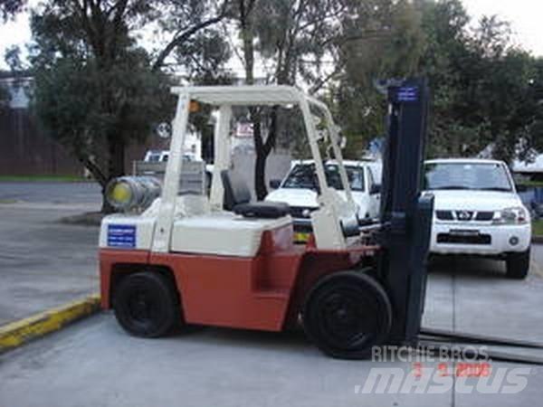 Nissan F03A35U Truck - Annet
