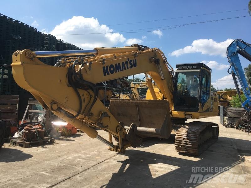 Komatsu PC240NLC-10 Beltegraver