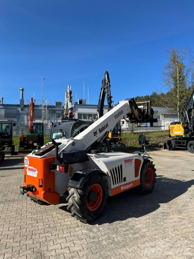 Bobcat T 2250 Teleskoplastere
